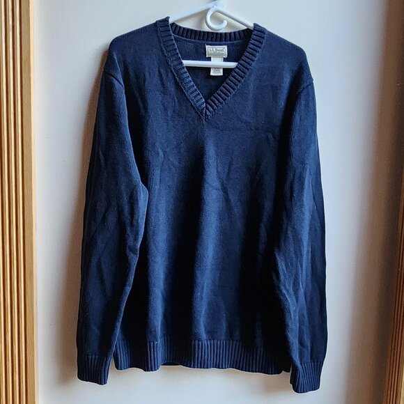 L.L. Bean Navy V-Neck Sweater Size XL - Picture 7 of 13
